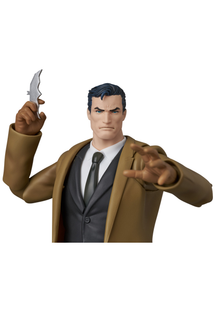 MAFEX BRUCE WAYNE (BATMAN: HUSH Ver.)