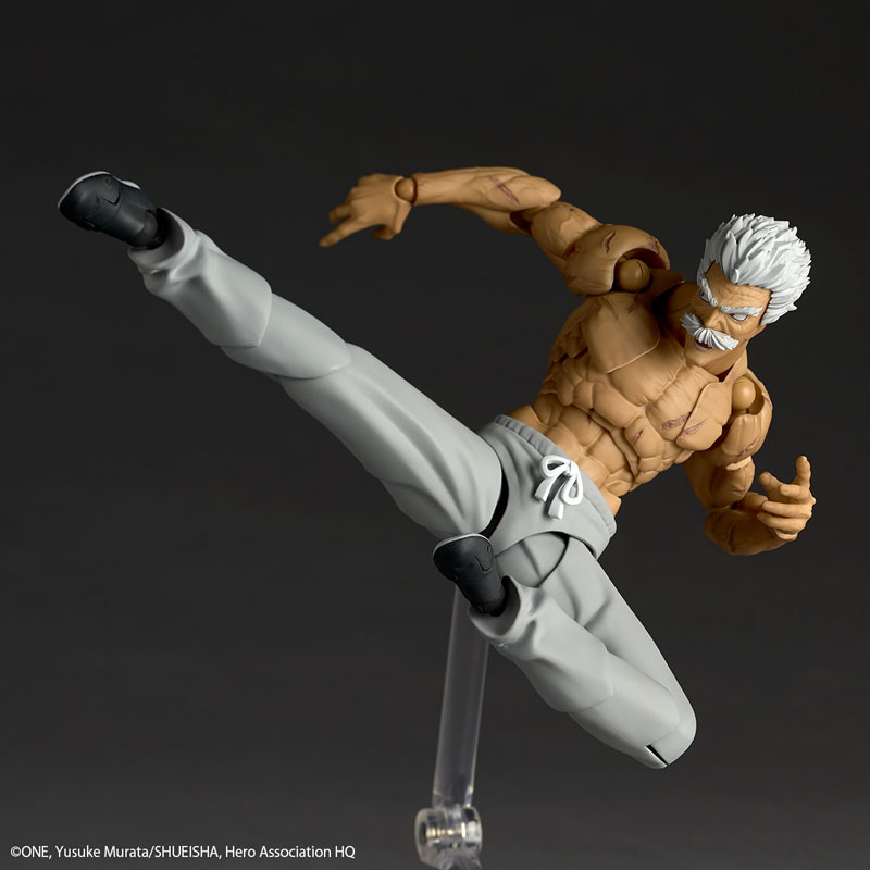 Revoltech Amazing Yamaguchi One-Punch Man Silver Fang