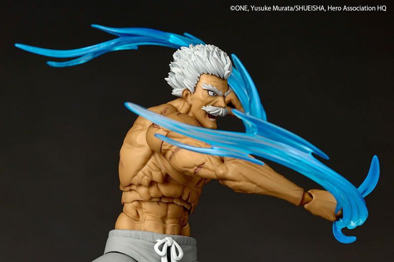 Revoltech Amazing Yamaguchi One-Punch Man Silver Fang