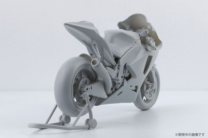 Yamaha YZR-M1 2007 Plastic Model 1/12