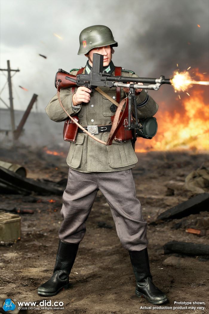 World War II Germany - ZB30 gunner Friedrich & Commander Vogel 1/6