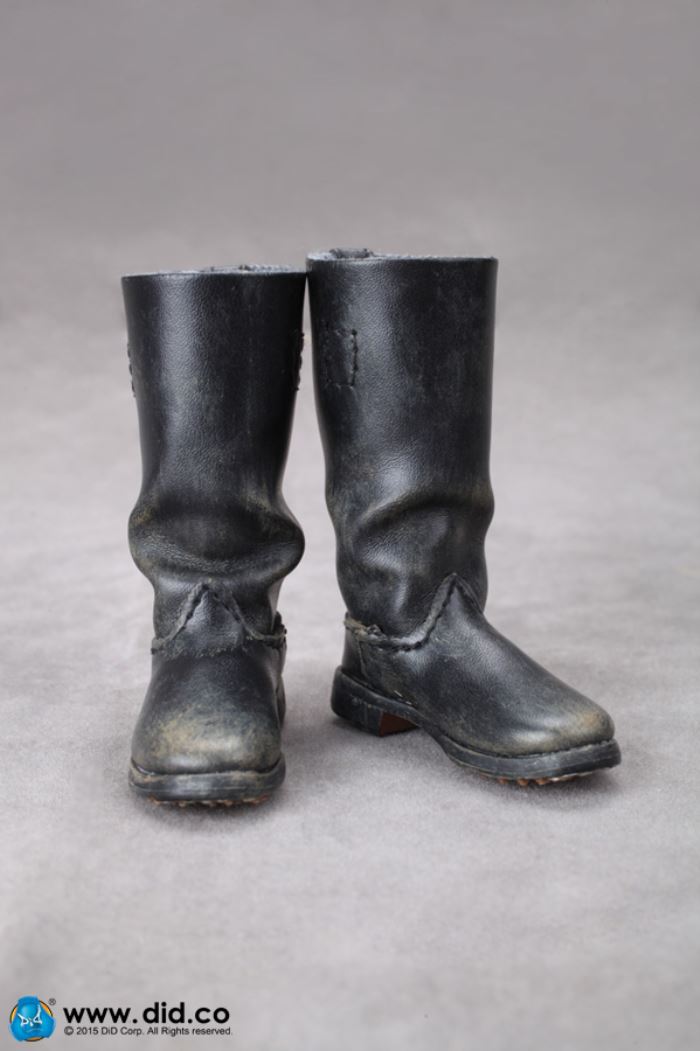 World War II Germany - ZB30 gunner Friedrich & Commander Vogel 1/6