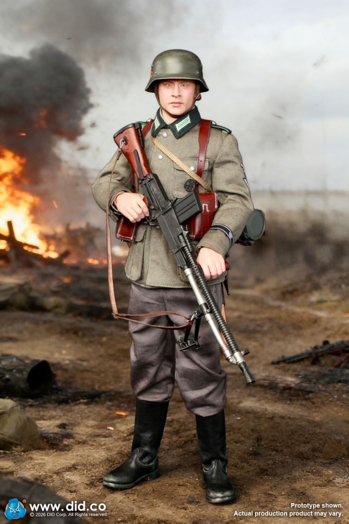 World War II Germany - ZB30 gunner Friedrich & Commander Vogel 1/6