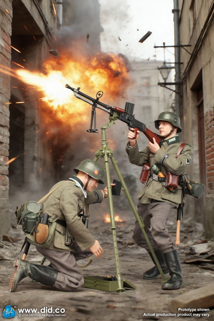 World War II Germany - ZB30 gunner Friedrich & Commander Vogel 1/6