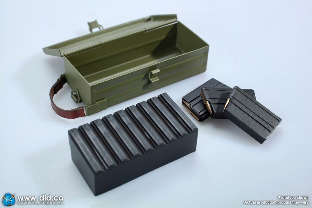 World War II Germany - ZB30 gunner Friedrich & Commander Vogel 1/6