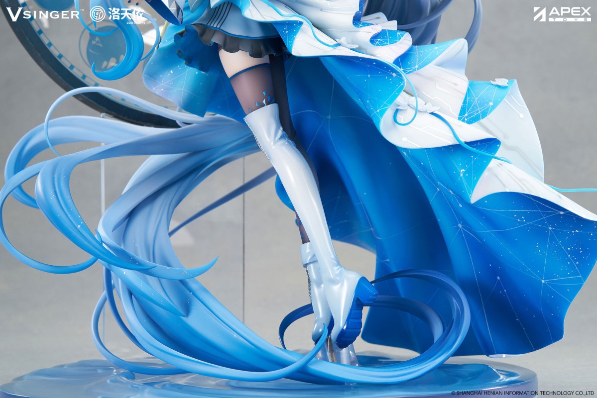 Vsinger Luo Tianyi 12th Anniversary Ver 1/7