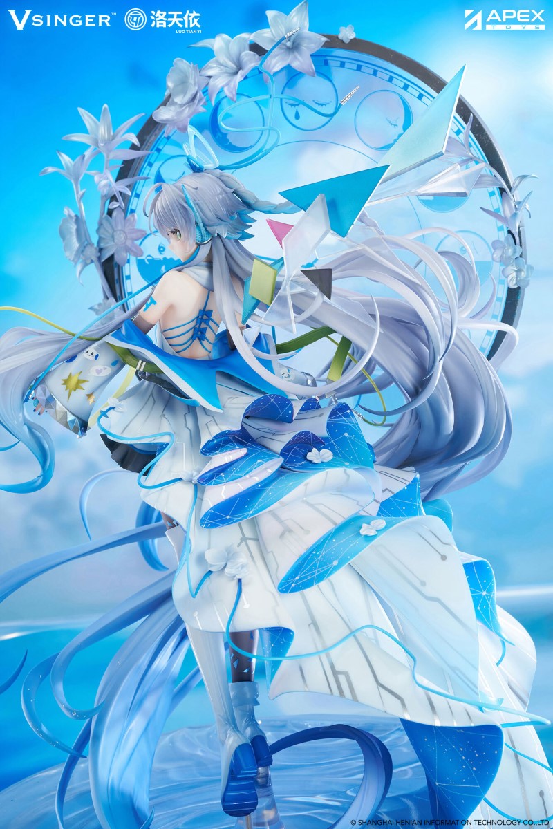 Vsinger Luo Tianyi 12th Anniversary Ver 1/7