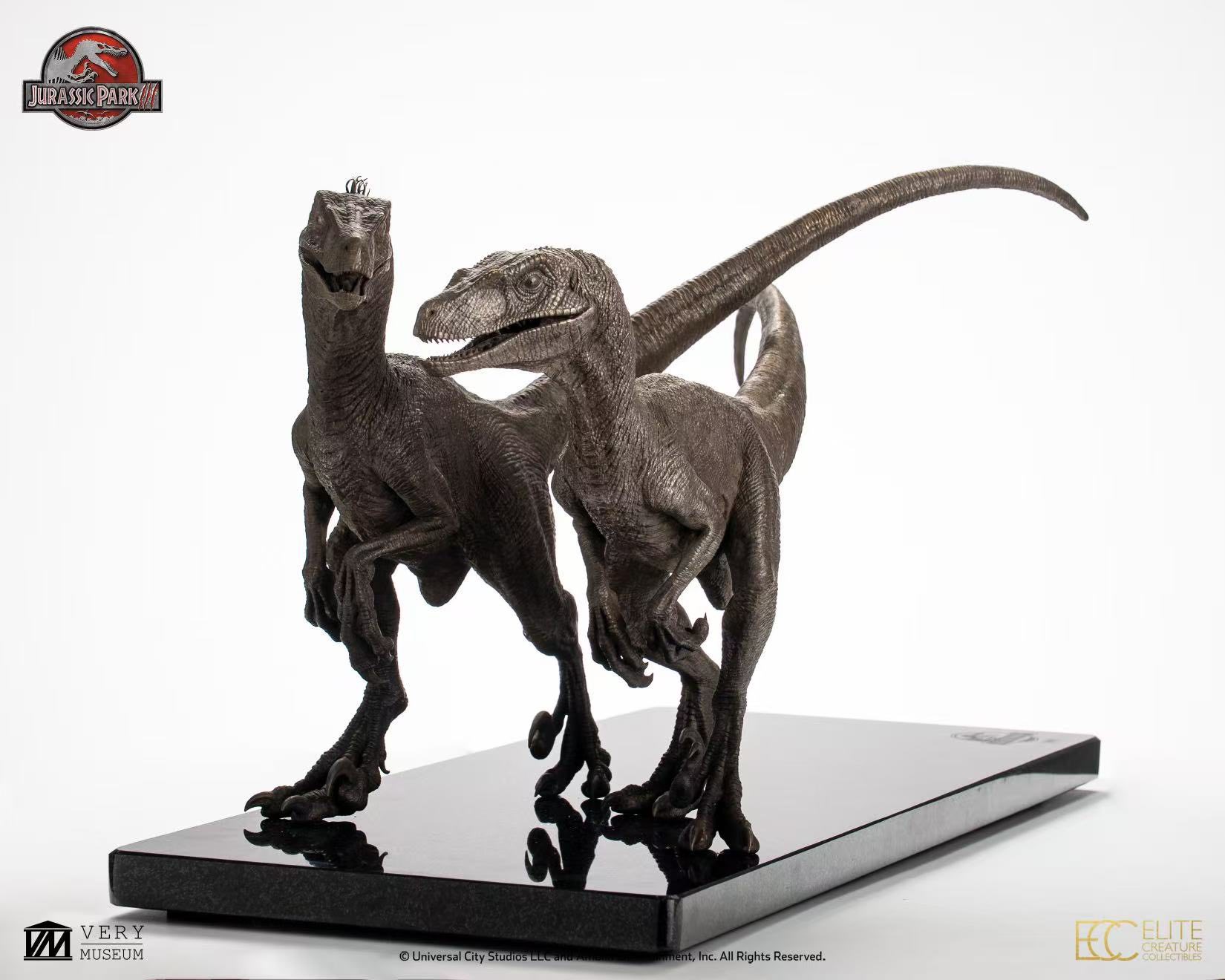 Velociraptors [Bronze] - Jurassic Park 3 1/8