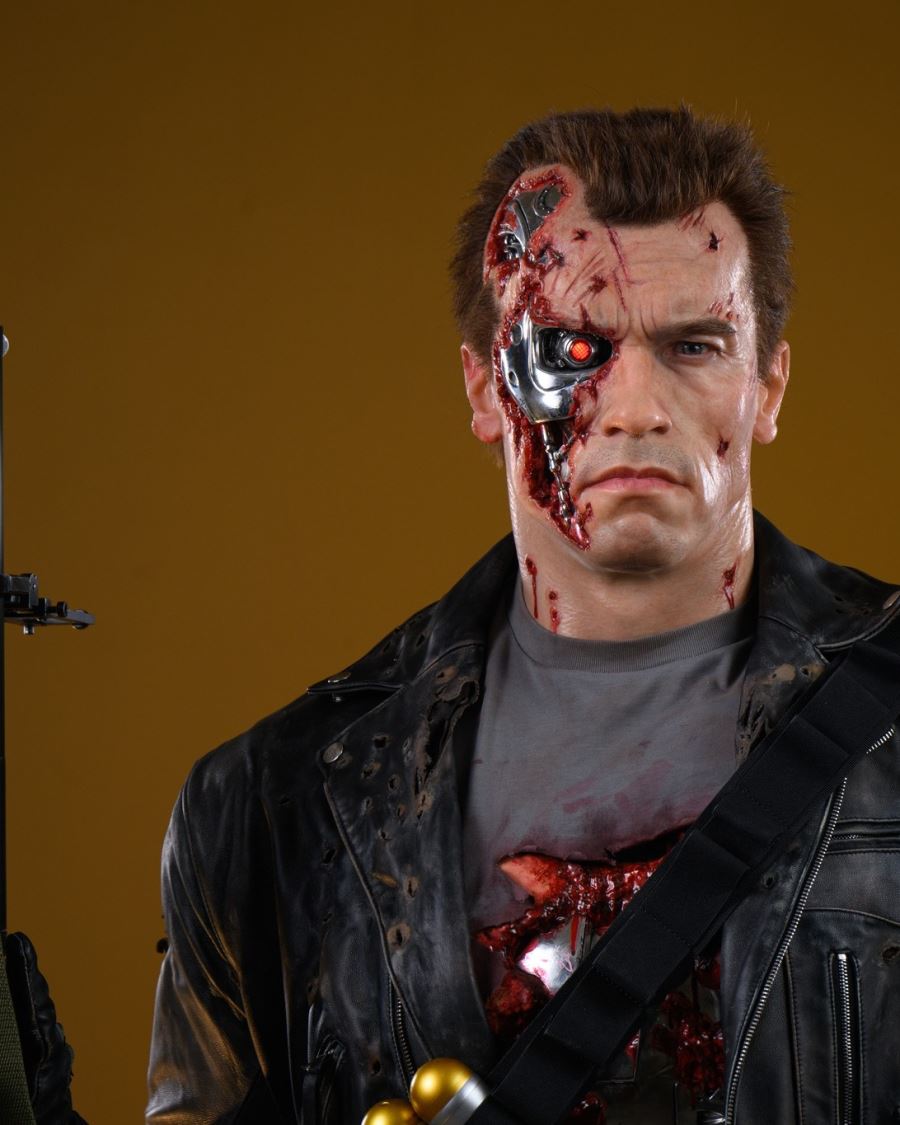 Terminator T800 battle damage 1/1 life size statue