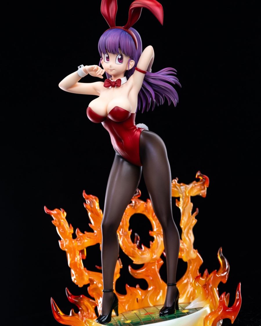 Master Studio - Fire Mountain Arc Bunny Girl Bulma Dragon Ball