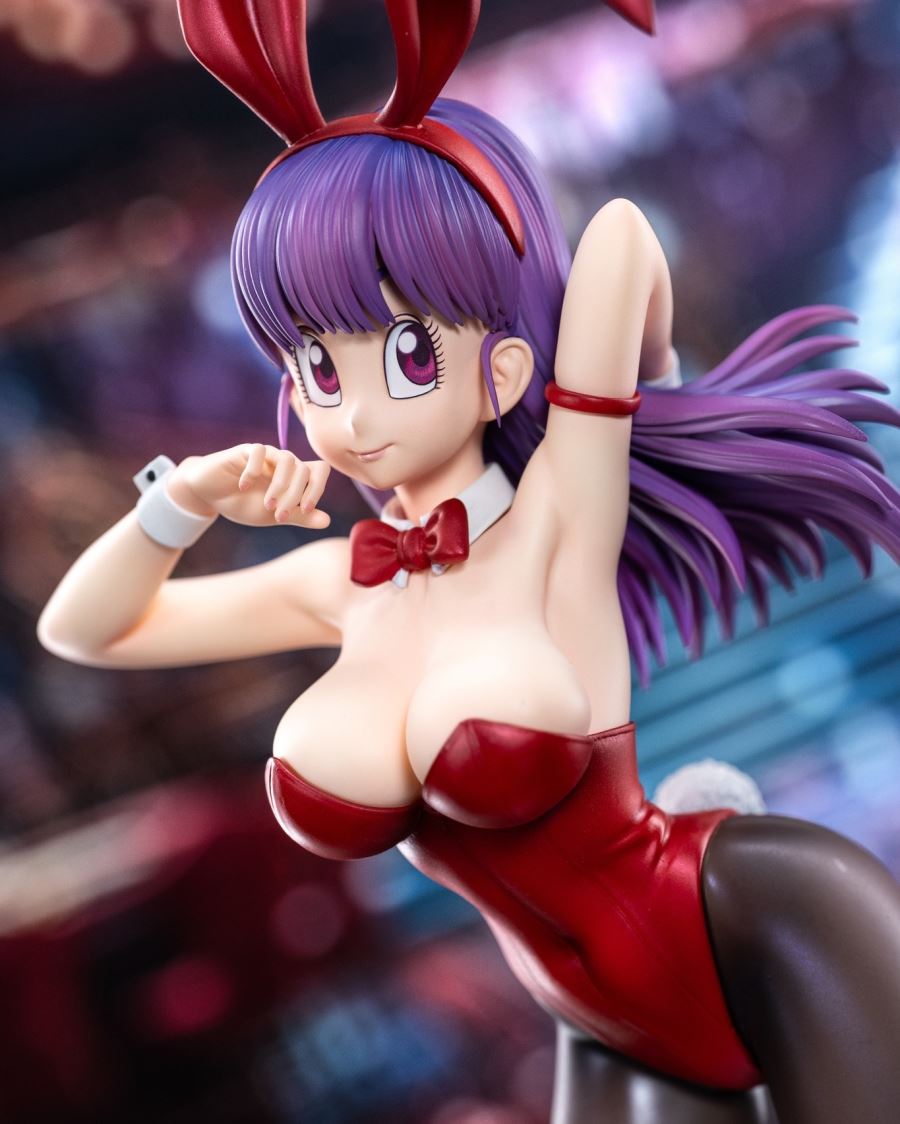 Master Studio - Fire Mountain Arc Bunny Girl Bulma Dragon Ball