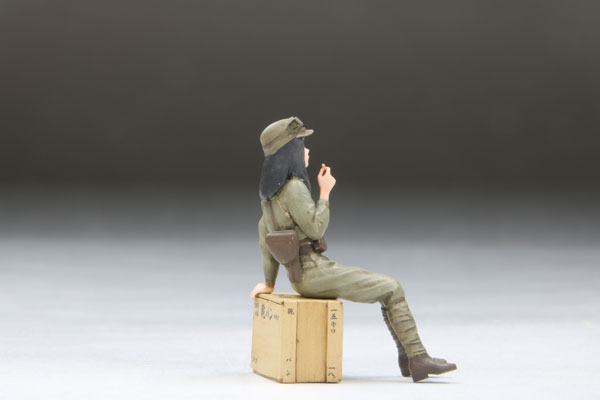 Rekisou Wotome Itsuka w/Type 94 Tankette Late Repaired 1/35