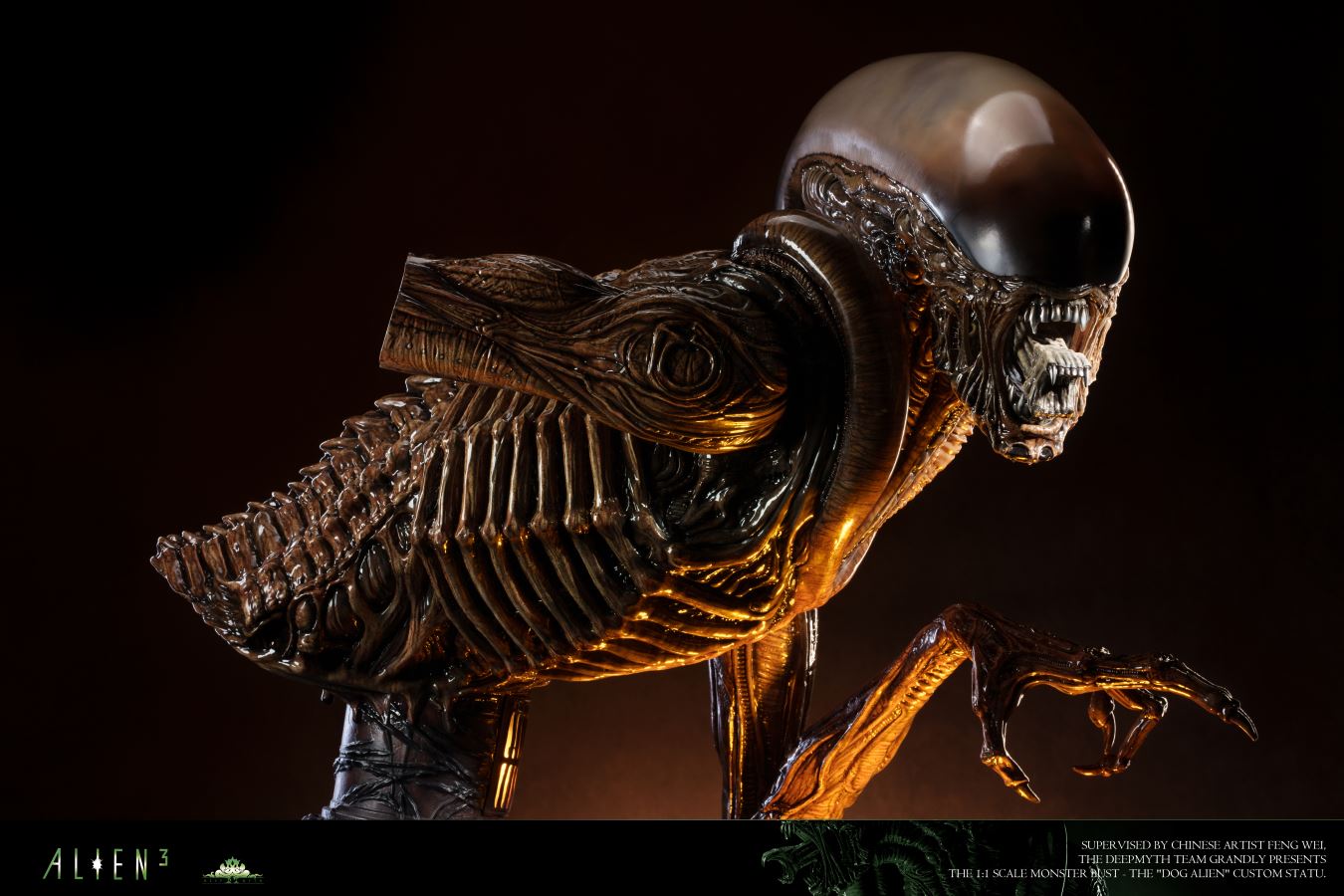 Dog Alien Bust 1/1