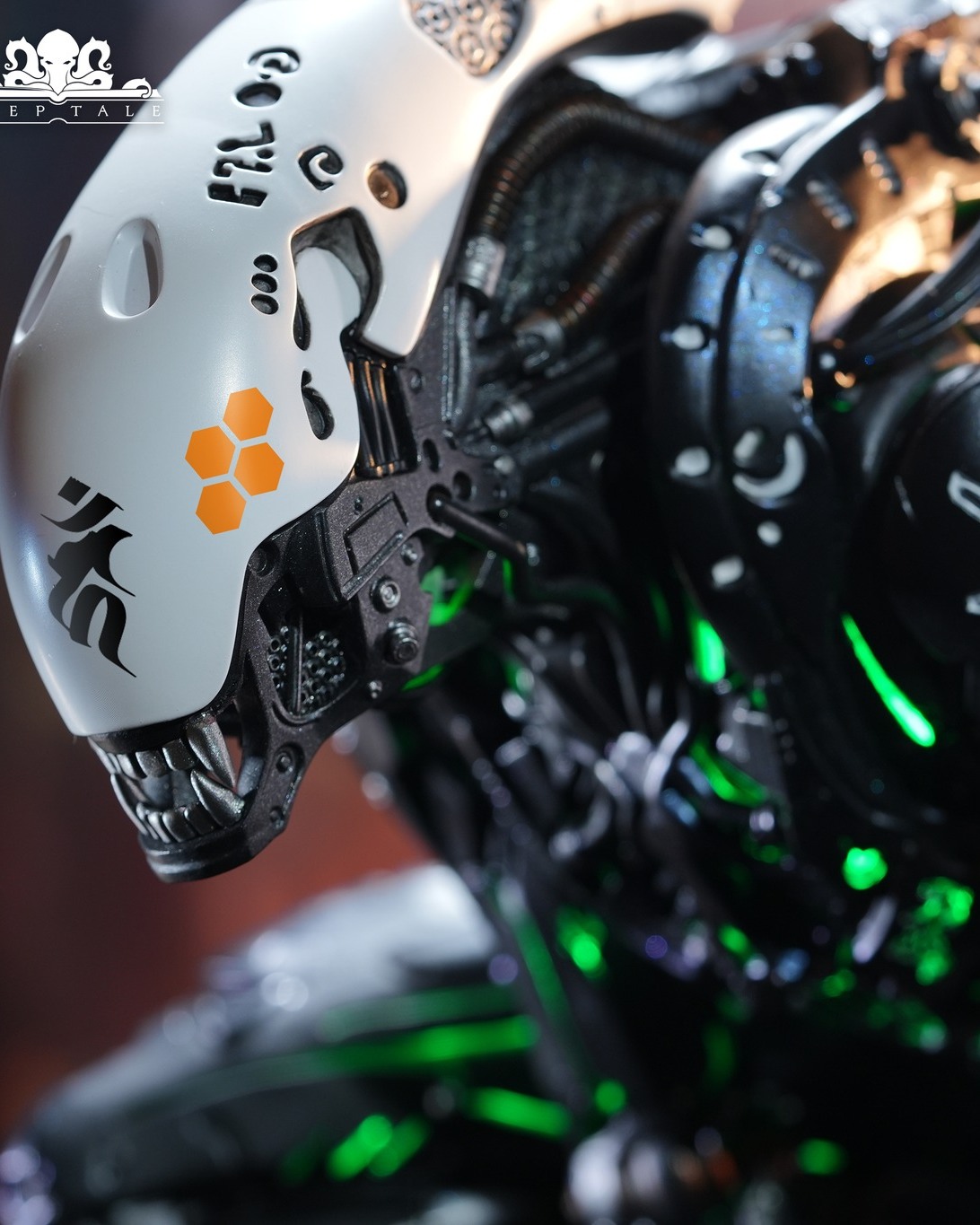 Mechanical Xenomorph Alien