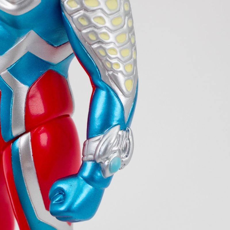 Bullmark Ultraman Zero (TSUBURAYA limited color) Ver.2