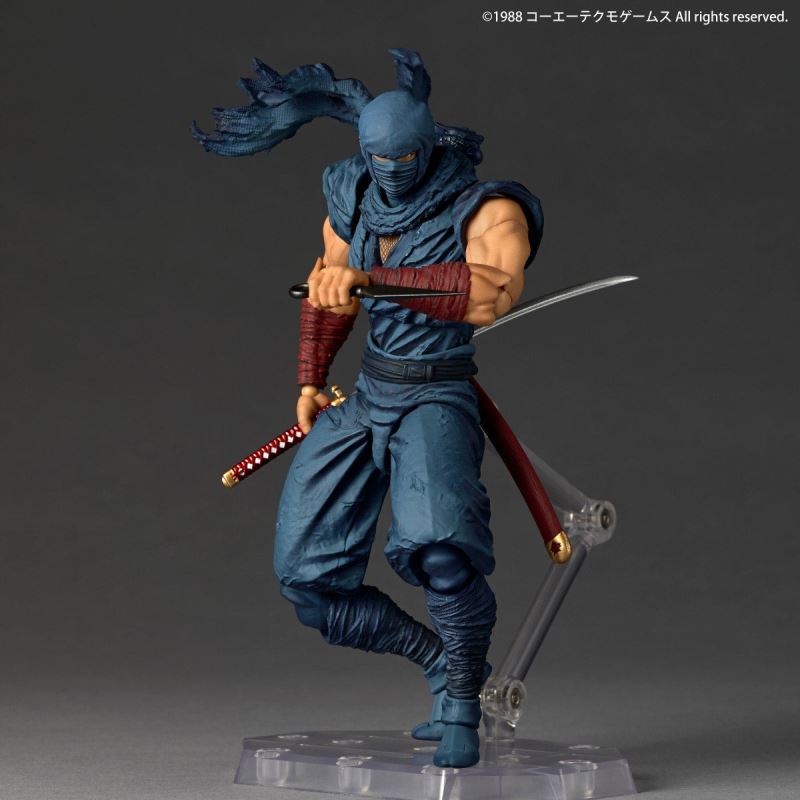 Revoltech Amazing Yamaguchi Ryu Hayabusa NINJA GAIDEN Ver