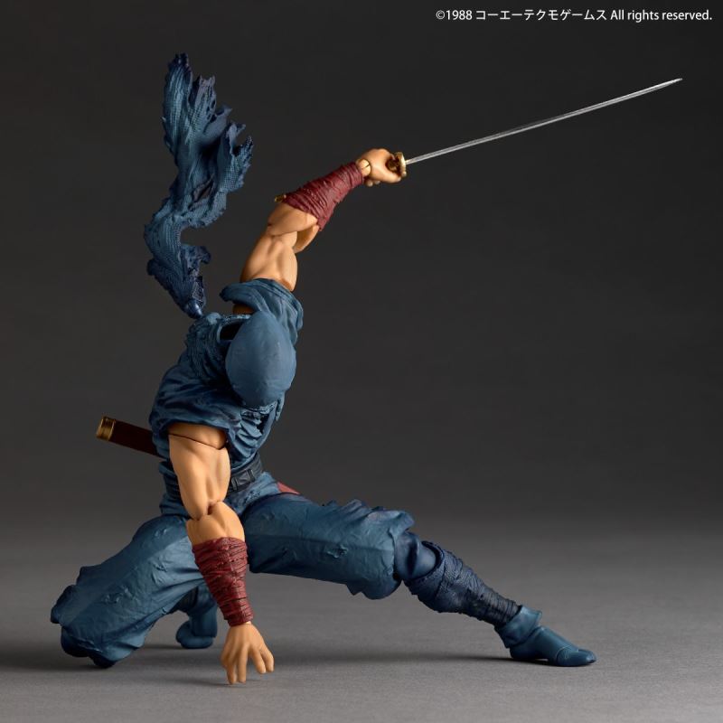 Revoltech Amazing Yamaguchi Ryu Hayabusa NINJA GAIDEN Ver