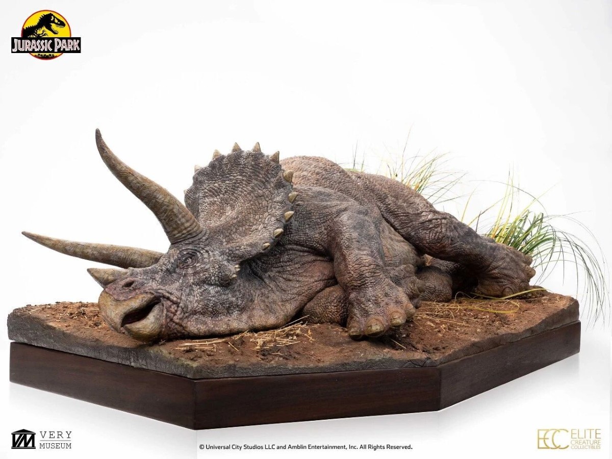 Sick Triceratops - Jurassic Park