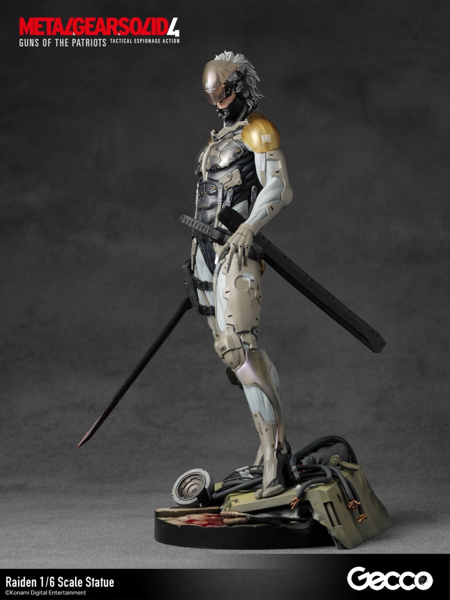Raiden statue from Metal Gear Solid 4 Guns of the Patriots