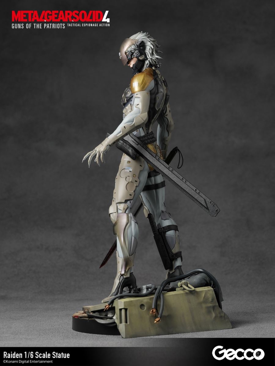 Raiden statue from Metal Gear Solid 4 Guns of the Patriots