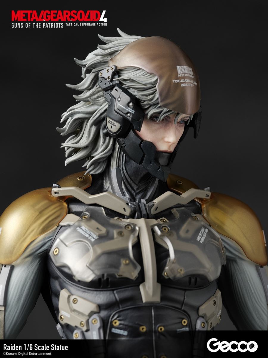 Raiden statue from Metal Gear Solid 4 Guns of the Patriots