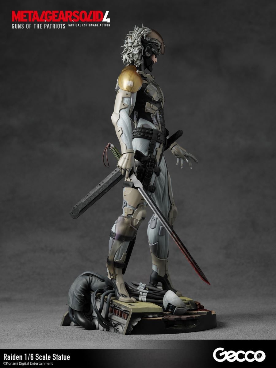 Raiden statue from Metal Gear Solid 4 Guns of the Patriots