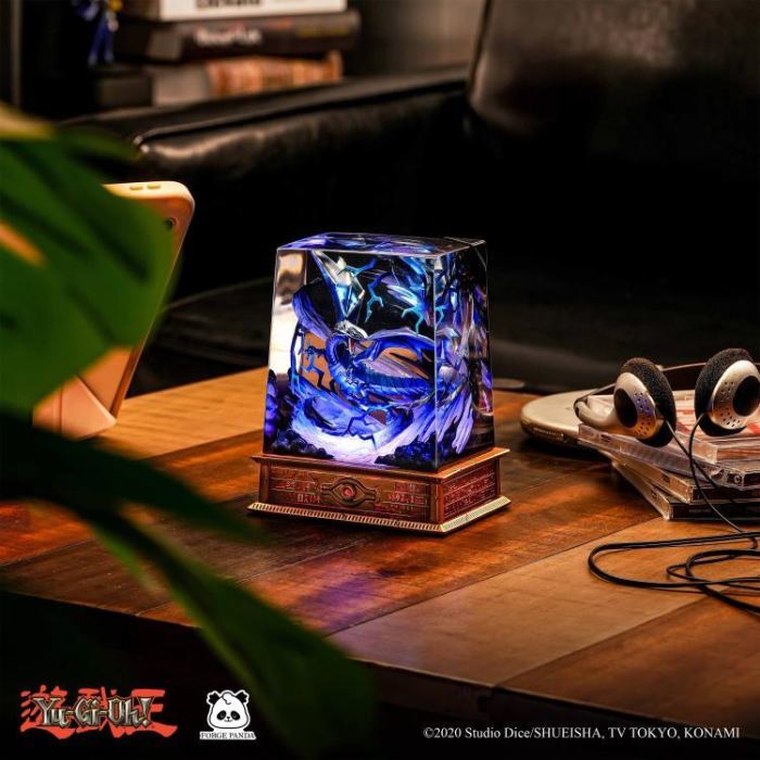 Yu-Gi-Oh! Blue-Eyes White Dragon Diorama LED Lamp