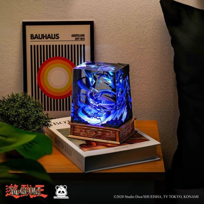 Yu-Gi-Oh! Blue-Eyes White Dragon Diorama LED Lamp