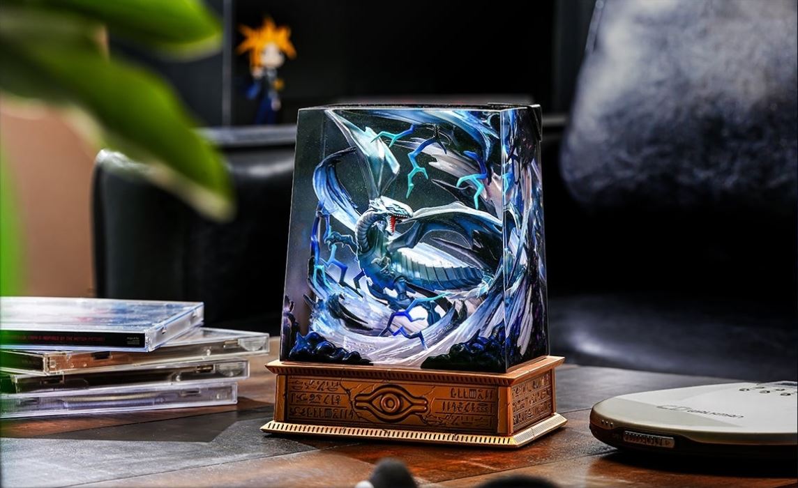 Yu-Gi-Oh! Blue-Eyes White Dragon Diorama LED Lamp