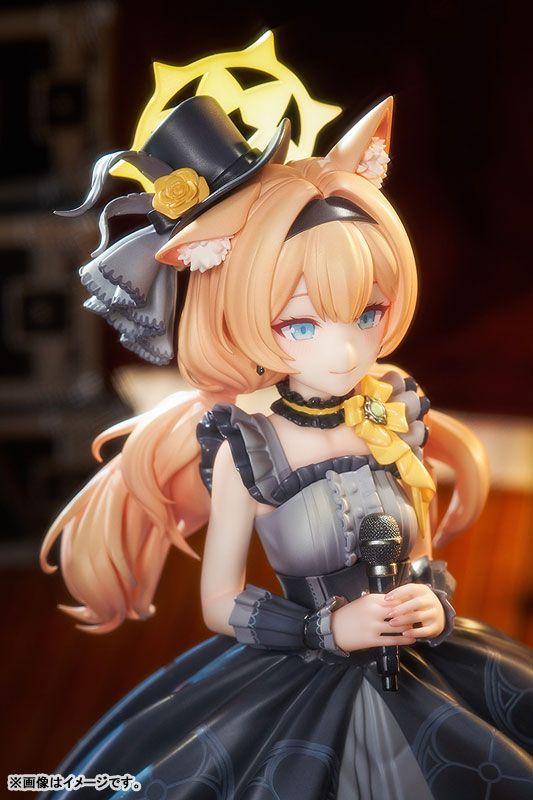 Blue Archive Mari (Idol): Memorial Lobby Ver. 1/7