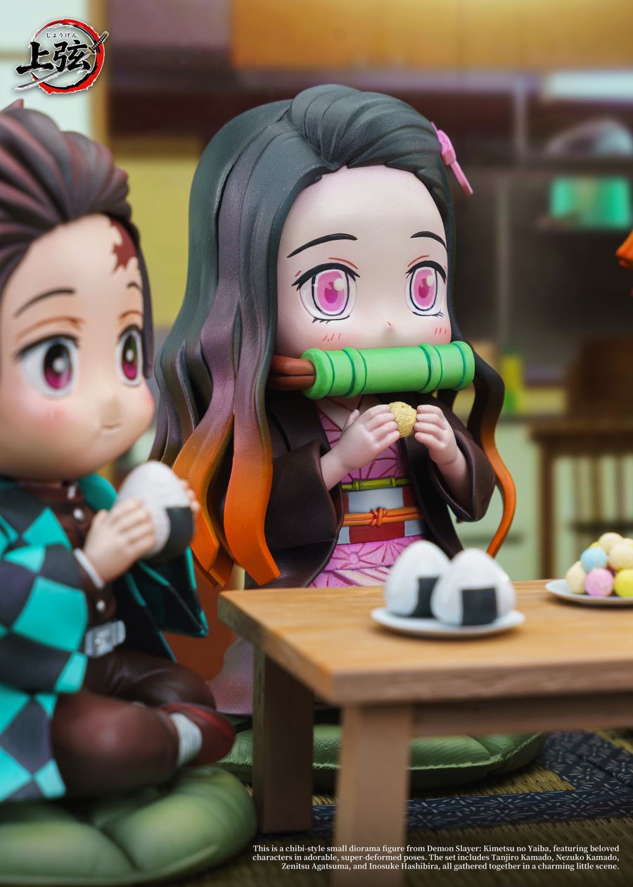  Q ver Tanjiro & Nezuko & Zenitsu & Inosuke