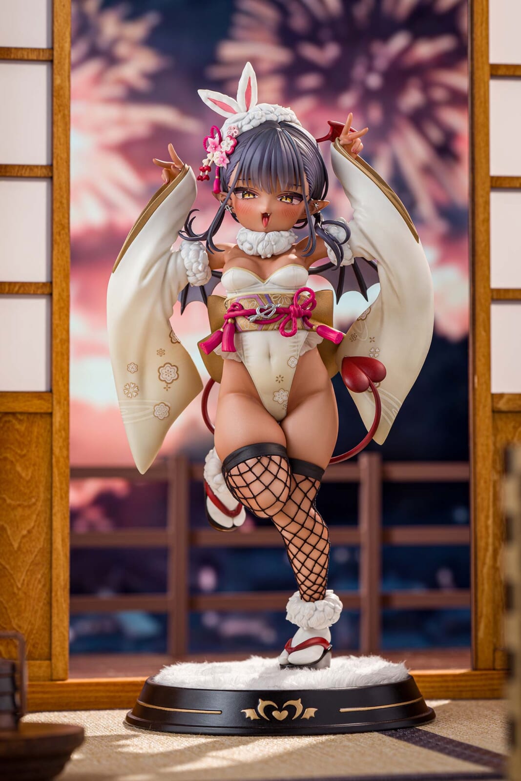 Dark-skinned Succubus-chan: Bunny Dress Ver 1/6