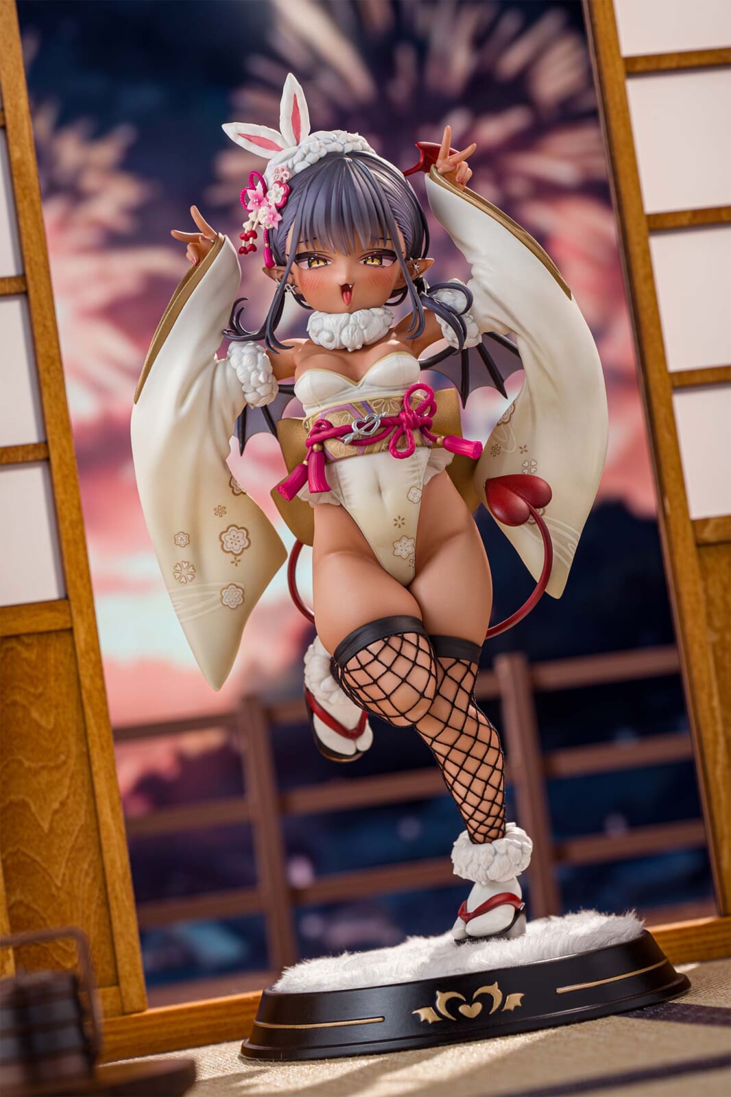 Dark-skinned Succubus-chan: Bunny Dress Ver 1/6