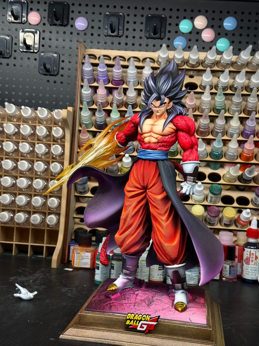 Super Saiyan 4 Vegeta - Dragon Ball