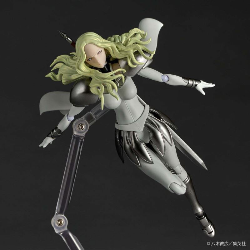 Revoltech Smiling Teresa - Claymore