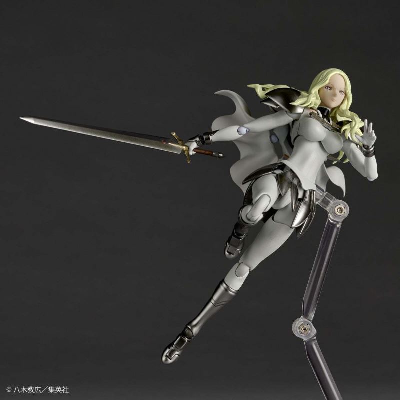 Revoltech Smiling Teresa - Claymore