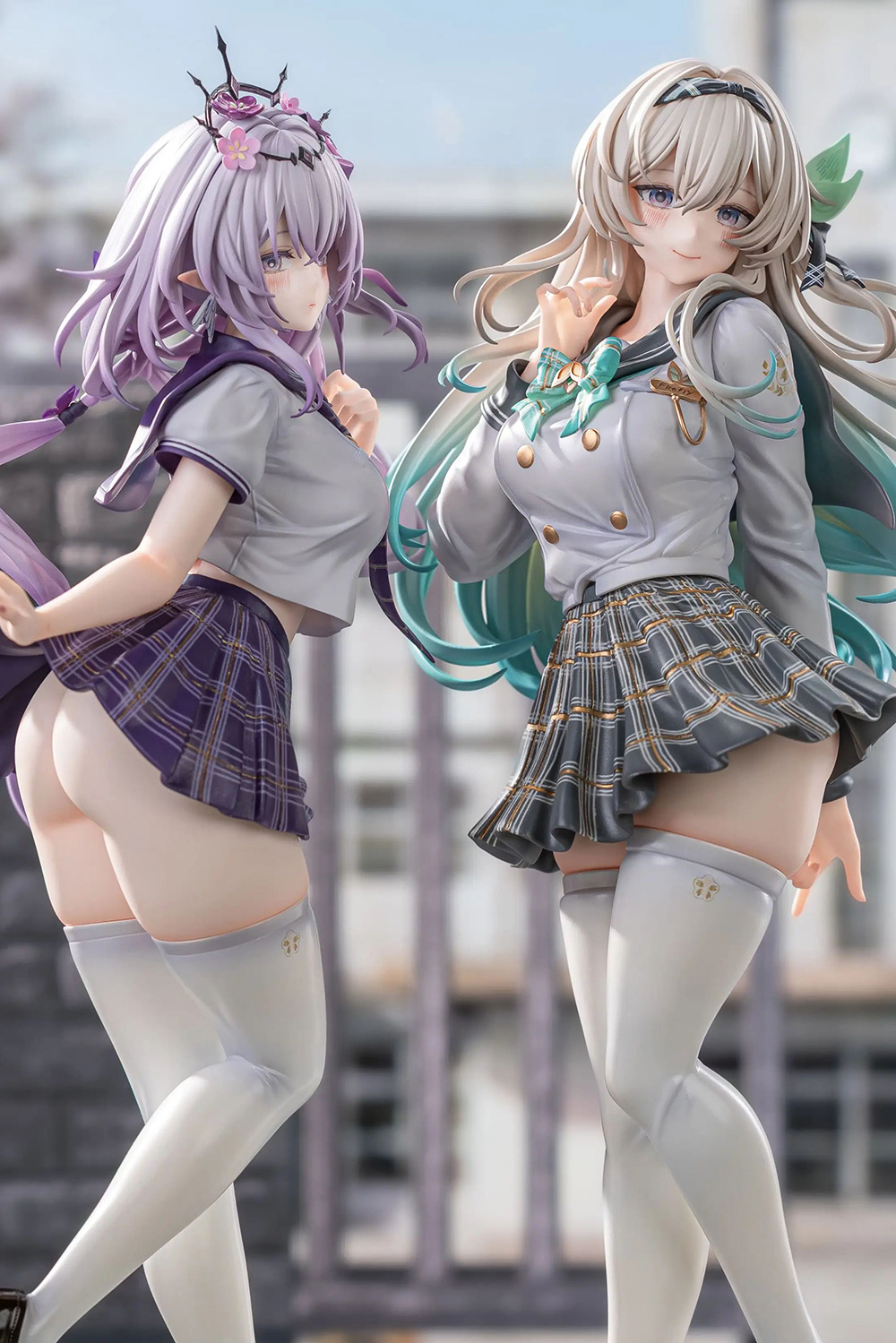 Uniform Firefly and Castorice - Honkai: Star Rail