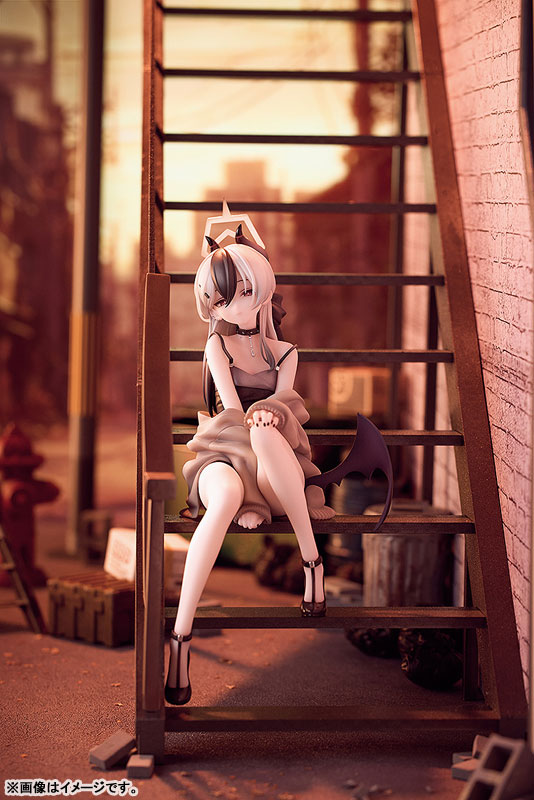 Blue Archive Kayoko (Dress) Memorial Lobby Ver. 1/7