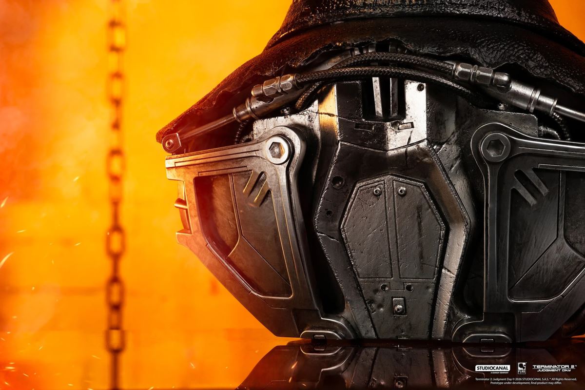 T-800 Model 101 (Battle Damaged) Art Mask