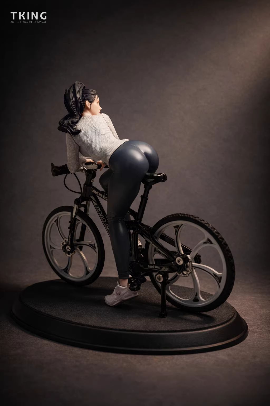 Bicycle Riding Girl 1/6