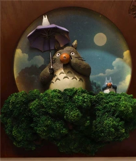 Totoro-under-the-moonlight