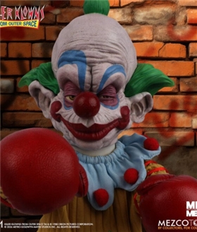 Shorty-Killer-Klowns-from-Outer-Space-