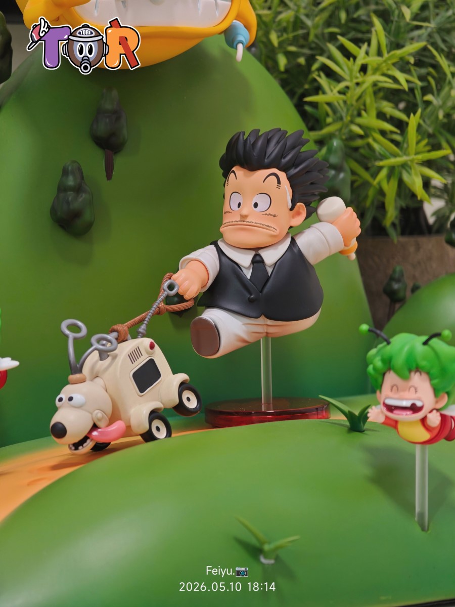 Dr. Slump and the Robot Doll