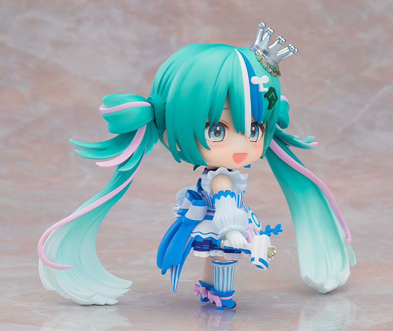 Nendoroid Character Vocal Series 01 Hatsune Miku LAWSON 50th Anniversary Special LIVE Ver