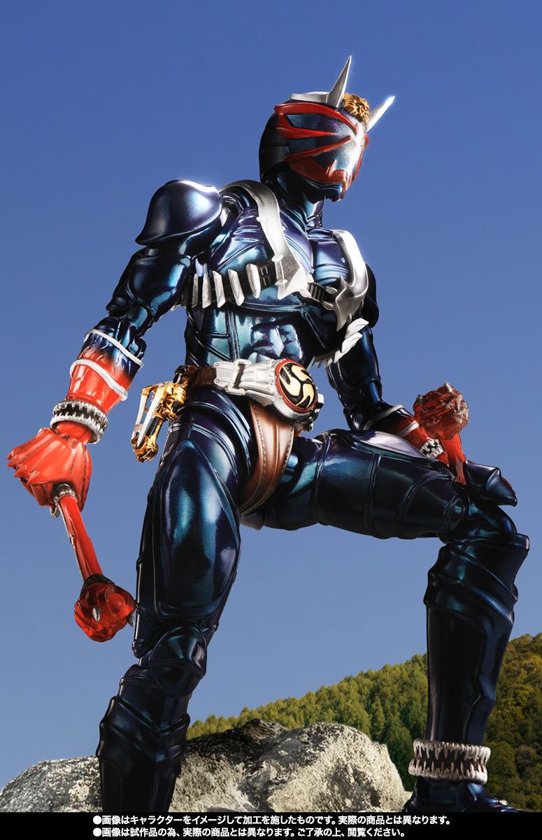 SHFiguarts (Real Bone Carving Method) Kamen Rider Hibiki 20th Anniversary Ver
