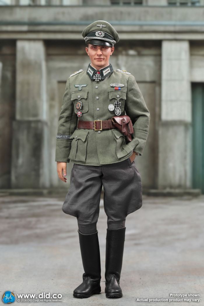 WWII German Wehrmacht Officer - Otto Remehr 1/6