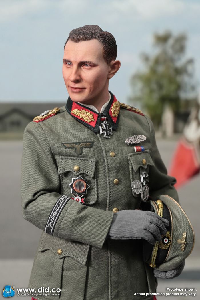 WWII German Wehrmacht Officer - Otto Remehr 1/6