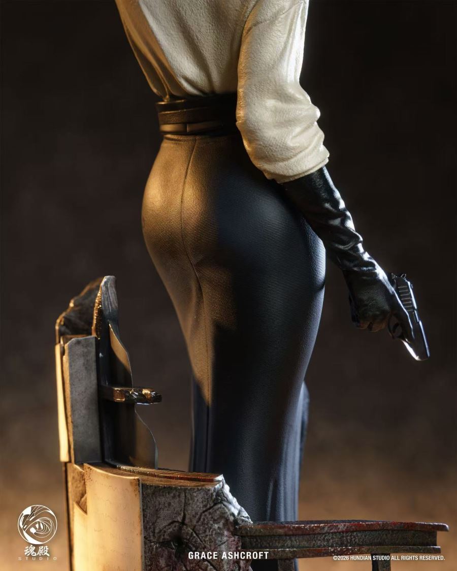 Grace Ashcroft Noir outfit - Resident Evil Requiem 1/4