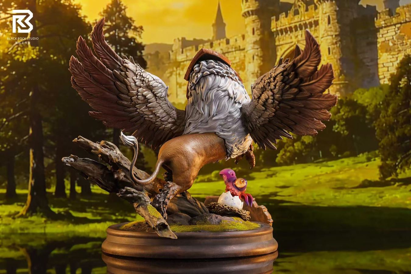 Q ver Gryphon Hatchling & Gorian Butcher & Dread Horrorling