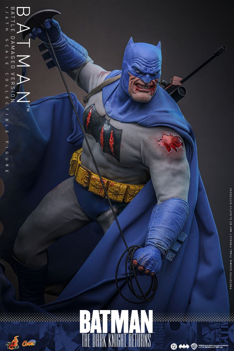 DC Comics Batman: The Dark Knight Returns (Battle Damaged Version) 1/6